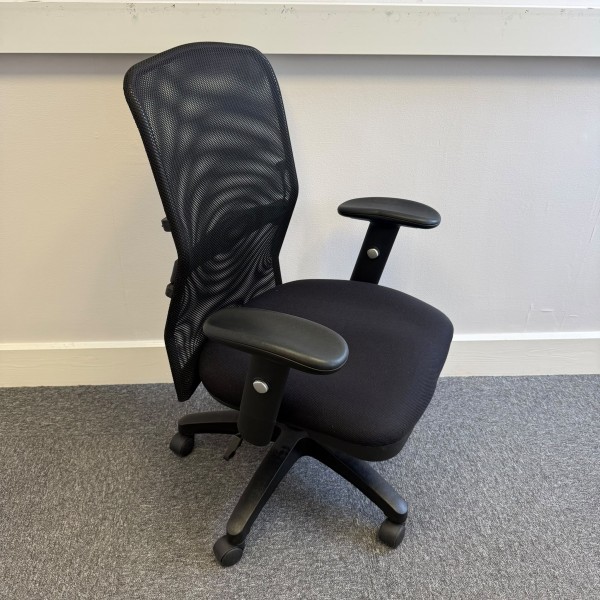 Black Operator With Mesh Back Chair