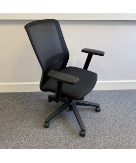 Black Operator With Mesh Back Chair
