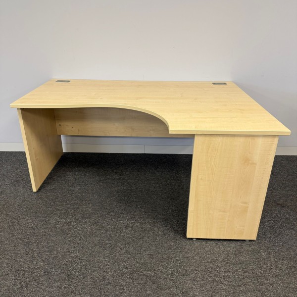 Maple Right Handed Corner Desk- 1600- Panel End
