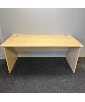 Maple Straight Desk- 1600mm- Panel End