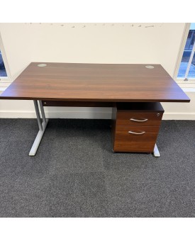 Walnut Straight Desk Set 1400mm x 800mm