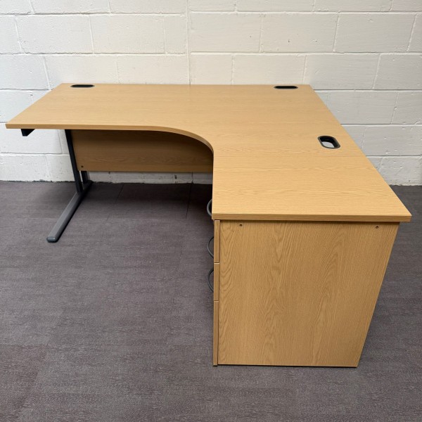 Oak Right Handed Corner Desk Set with Pedestal- 1600mm - Grade B