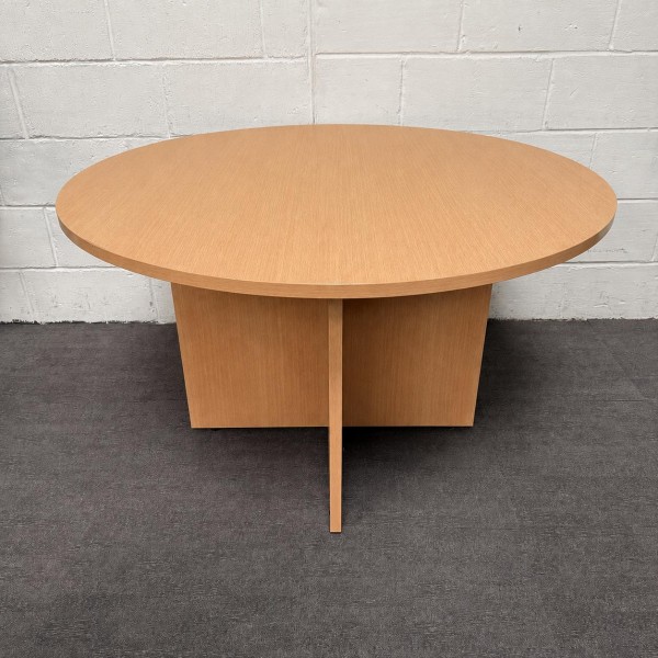 Beech 1200mm Round Meeting Table