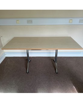 Maple Foldable 1600mm x 800mm Meeting Table