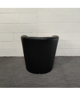 Black Leather Tub Chair 