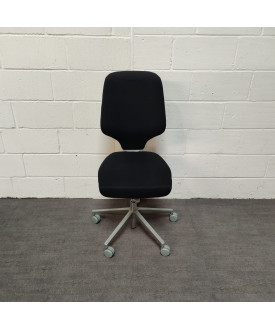 Giroflex Black and Grey G64 Chair- Fully Adjustable- No Arms 