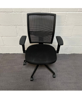 Komac Black Mesh Back Task Chair 