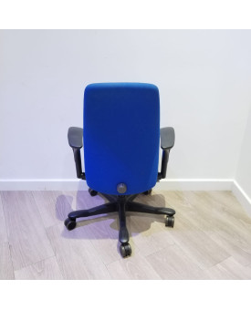 Kinnarps 5000 Task Chair- Blue