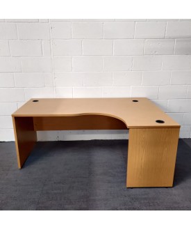 Oak right handed corner desk- 1800 x 1200 