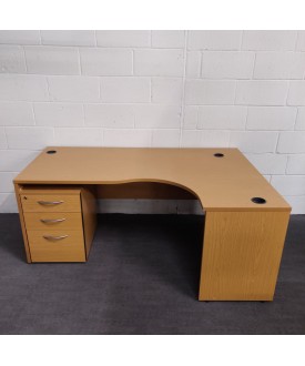 Oak right handed corner desk and pedestal set- 1800 x 1200 
