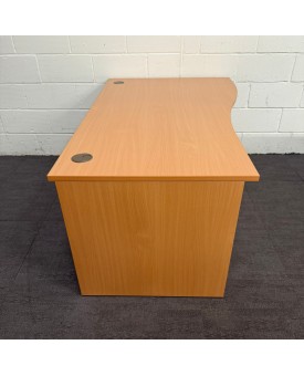 Beech Right Handed Wave Desk- 1600- Panel End
