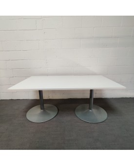 White 1800 x 1000 Meeting Table 