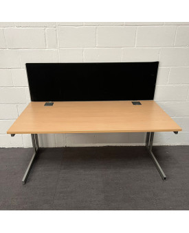 Black straight desk divider - 1600 