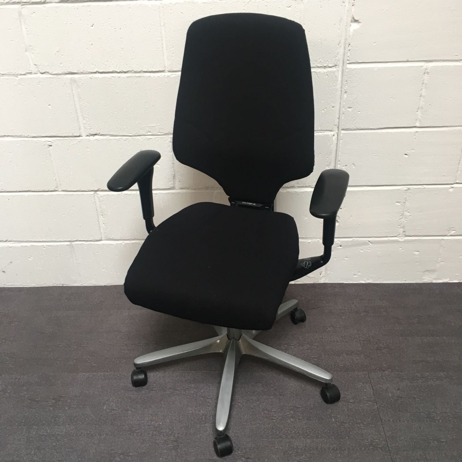 Second Hand Office Furniture Southampton: Used Office Desks & Chairs